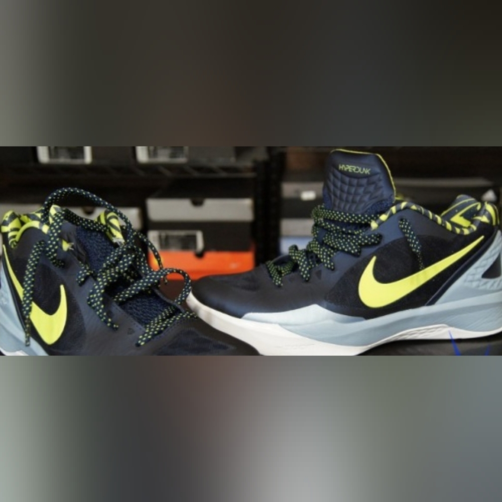 Rare Nike Zoom Hyperdunk 2011 Sneakers
